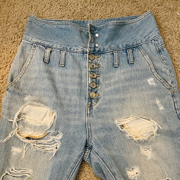 BDG Ripped Highwaist Boyfriend Jeans - Picture 6 of 6
